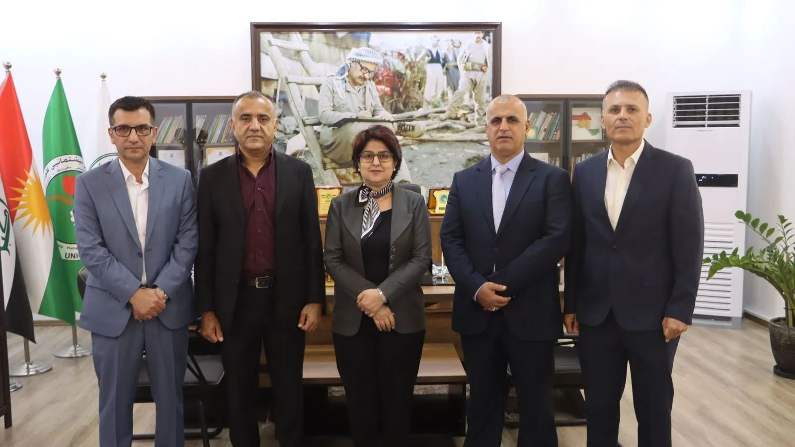 خاتوو تەلار لەتیف پێشوازیکرد لە لە مافپەروەران و خەڵاتی رێزلێنانی پێبەخشین